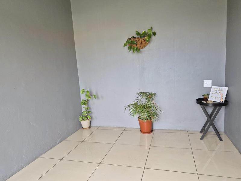 2 Bedroom Property for Sale in Franskraal Western Cape
